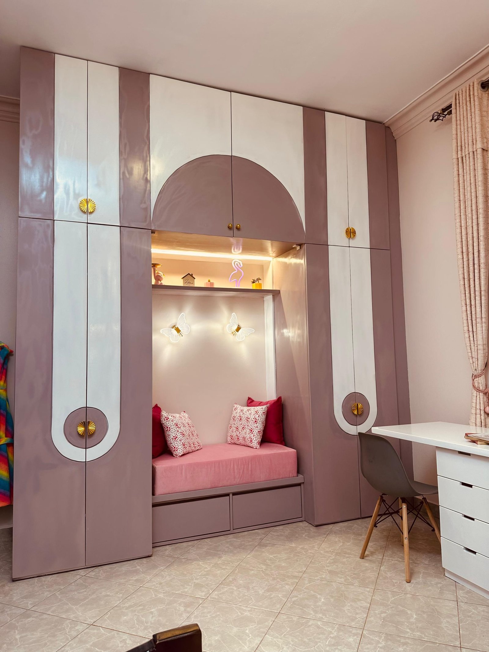 Metisha and Michelle`s Shared Sanctuary