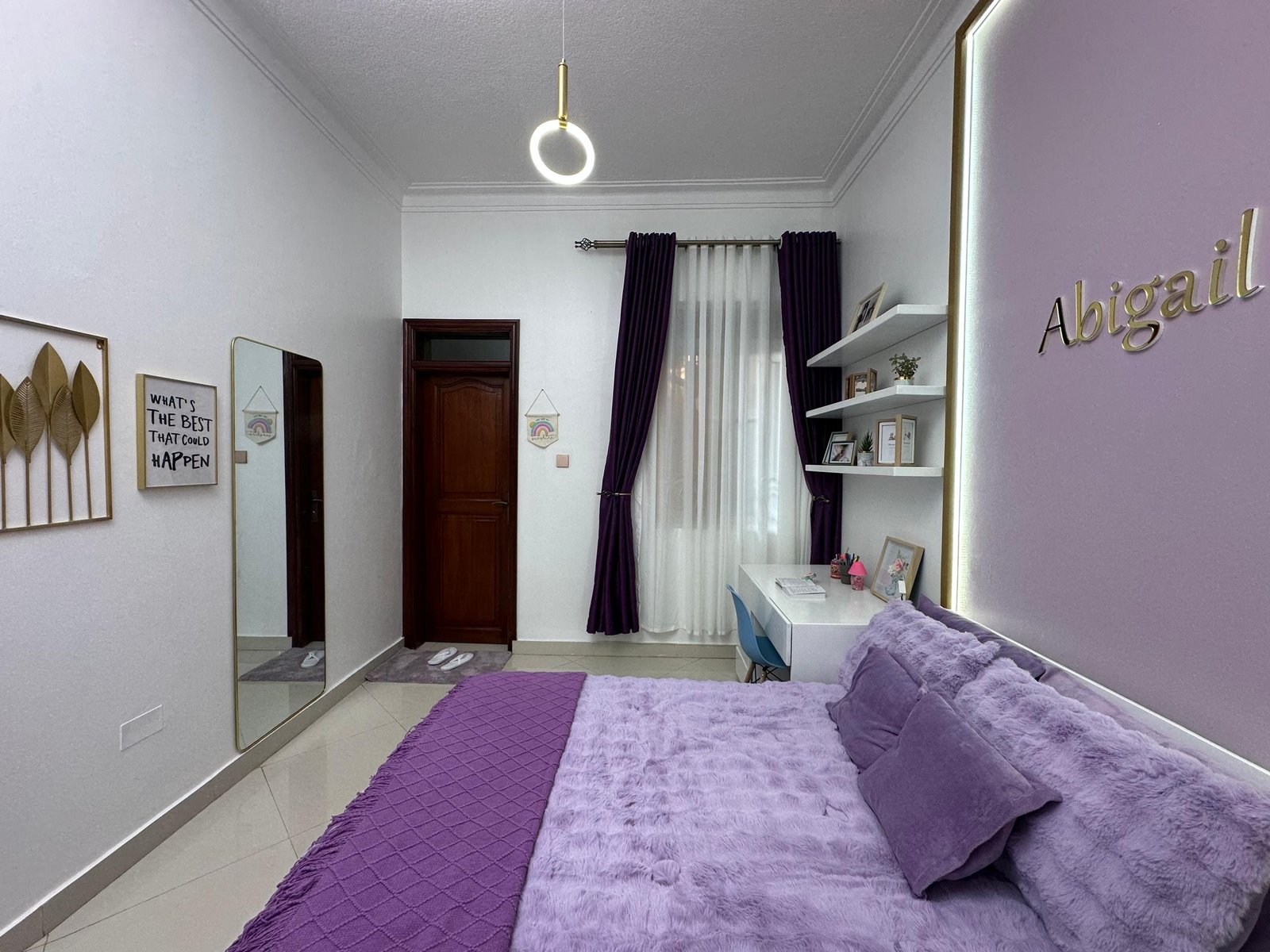 Abigail’s Artistic Room